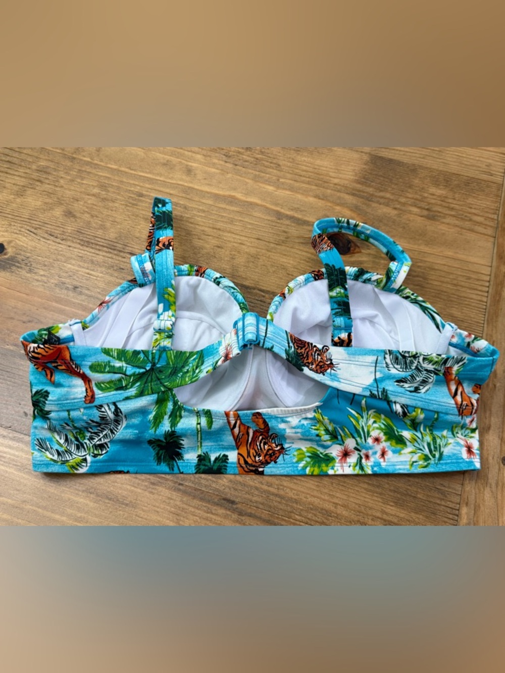 Torrid Retro Underwire Ruched Cup Bikini Top - Picture 6 of 8